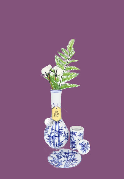 Luck stylish bong by My Bud Vase